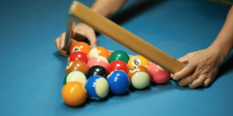 Mastering Billiards: The Complete Kit for Cue Sports Enthusiasts